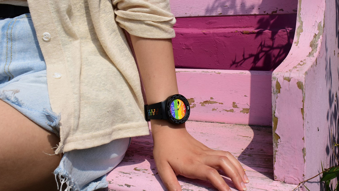 選物》讓世界的時間與LGBTQ 同步前進，RHIZ世界腕錶彩虹旗限定款